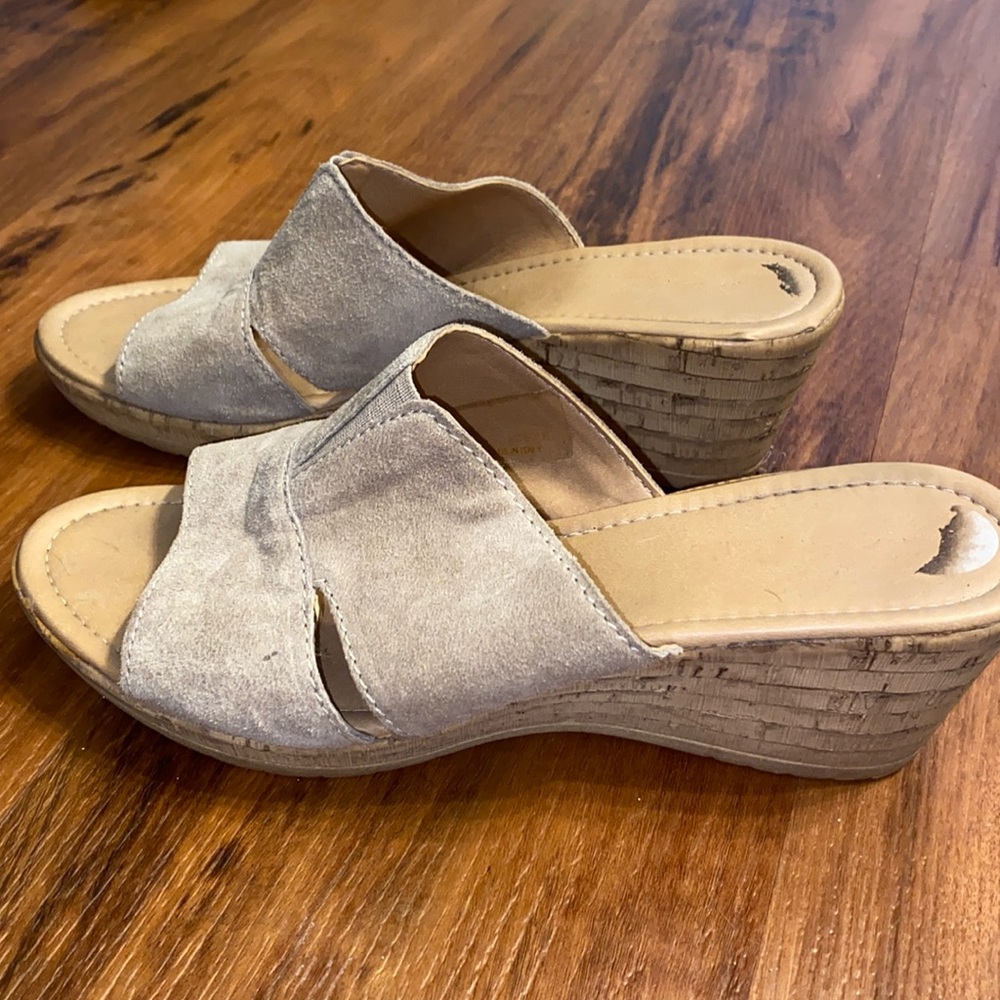 Wedge summer sandals